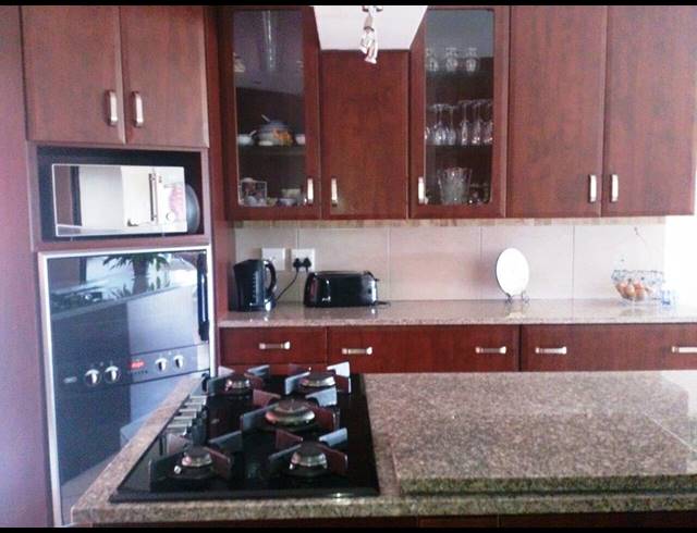 3 BEDROOM APARTMENT RENTED IN SUMMERSTRAND